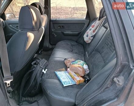 Чорний Вольво 440, об'ємом двигуна 1.7 л та пробігом 100 тис. км за 1999 $, фото 5 на Automoto.ua