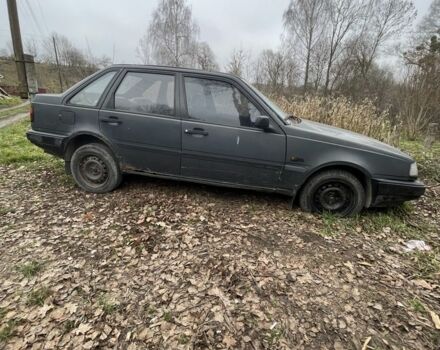 Чорний Вольво 440, об'ємом двигуна 1.8 л та пробігом 333 тис. км за 550 $, фото 3 на Automoto.ua