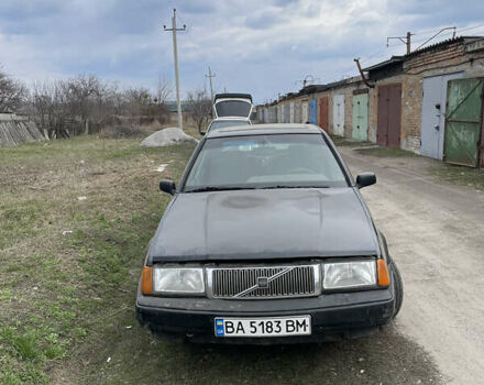 Черный Вольво 440, объемом двигателя 1.7 л и пробегом 236 тыс. км за 750 $, фото 1 на Automoto.ua