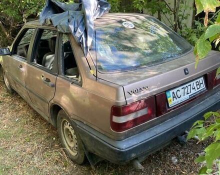 Коричневий Вольво 440, об'ємом двигуна 1.8 л та пробігом 110 тис. км за 602 $, фото 2 на Automoto.ua