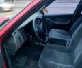 Красный Вольво 440, объемом двигателя 1.7 л и пробегом 300 тыс. км за 600 $, фото 1 на Automoto.ua