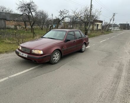 Красный Вольво 440, объемом двигателя 1.8 л и пробегом 280 тыс. км за 1200 $, фото 5 на Automoto.ua