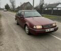 Красный Вольво 440, объемом двигателя 1.8 л и пробегом 280 тыс. км за 1200 $, фото 1 на Automoto.ua