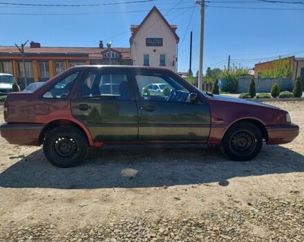 Красный Вольво 440, объемом двигателя 1.8 л и пробегом 263 тыс. км за 600 $, фото 1 на Automoto.ua