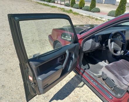Красный Вольво 440, объемом двигателя 1.8 л и пробегом 263 тыс. км за 600 $, фото 4 на Automoto.ua