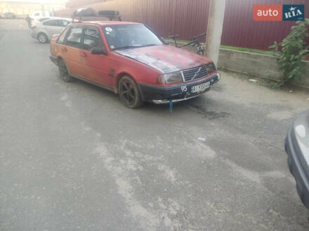 Вольво 440 1989 в Киеве на Automoto.ua Красный Вольво 440, объемом двигателя 0 л и пробегом 34 тыс. км за 915 $, фото 1 на Automoto.ua