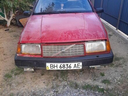 Вольво 440 1989 в Одессе на Automoto.ua Красный Вольво 440, объемом двигателя 1.7 л и пробегом 250 тыс. км за 600 $, фото 1 на Automoto.ua
