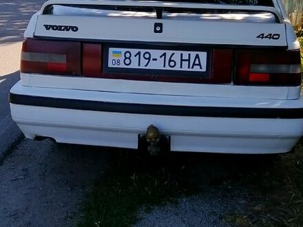 Вольво 440, объемом двигателя 1.8 л и пробегом 216 тыс. км за 1500 $, фото 1 на Automoto.ua