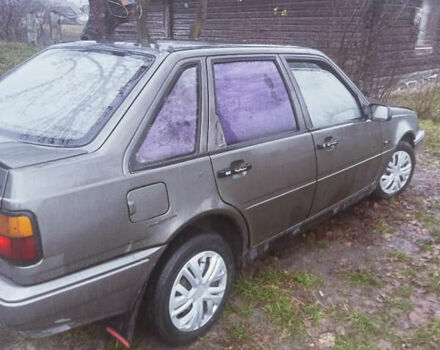 Серый Вольво 440, объемом двигателя 1.8 л и пробегом 150 тыс. км за 900 $, фото 1 на Automoto.ua