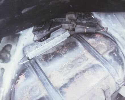 Серый Вольво 440, объемом двигателя 1.8 л и пробегом 150 тыс. км за 900 $, фото 7 на Automoto.ua