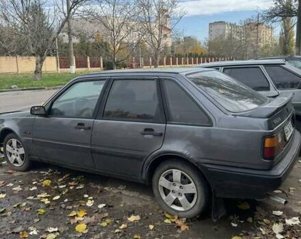 Серый Вольво 440, объемом двигателя 1.7 л и пробегом 280 тыс. км за 1100 $, фото 2 на Automoto.ua
