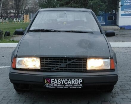 Сірий Вольво 440, об'ємом двигуна 0 л та пробігом 222 тис. км за 600 $, фото 1 на Automoto.ua