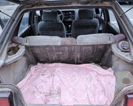 Сірий Вольво 440, об'ємом двигуна 0 л та пробігом 222 тис. км за 600 $, фото 21 на Automoto.ua