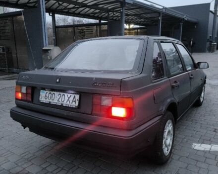 Сірий Вольво 440, об'ємом двигуна 0 л та пробігом 222 тис. км за 600 $, фото 4 на Automoto.ua