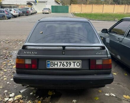 Серый Вольво 440, объемом двигателя 1.7 л и пробегом 280 тыс. км за 1100 $, фото 3 на Automoto.ua