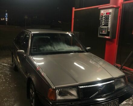 Сірий Вольво 440, об'ємом двигуна 1.7 л та пробігом 250 тис. км за 1100 $, фото 3 на Automoto.ua