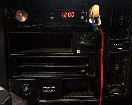 Серый Вольво 440, объемом двигателя 1.7 л и пробегом 442 тыс. км за 1300 $, фото 7 на Automoto.ua