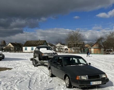 Сірий Вольво 440, об'ємом двигуна 1.7 л та пробігом 250 тис. км за 1100 $, фото 2 на Automoto.ua