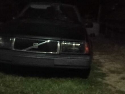 Серый Вольво 440, объемом двигателя 1.7 л и пробегом 250 тыс. км за 1149 $, фото 1 на Automoto.ua