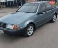 Синий Вольво 440, объемом двигателя 1.7 л и пробегом 300 тыс. км за 1700 $, фото 1 на Automoto.ua