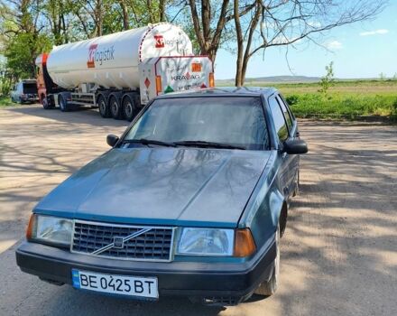 Синій Вольво 440, об'ємом двигуна 1.72 л та пробігом 280 тис. км за 680 $, фото 1 на Automoto.ua