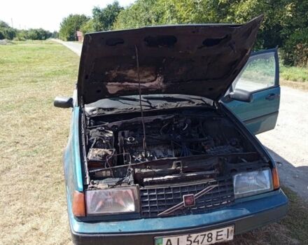 Зелений Вольво 440, об'ємом двигуна 1.8 л та пробігом 3 тис. км за 400 $, фото 1 на Automoto.ua