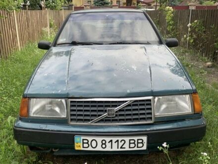 Зелений Вольво 440, об'ємом двигуна 1.7 л та пробігом 500 тис. км за 490 $, фото 1 на Automoto.ua