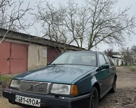 Зелений Вольво 440, об'ємом двигуна 1.8 л та пробігом 250 тис. км за 800 $, фото 1 на Automoto.ua
