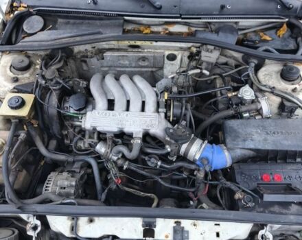 Белый Вольво 460, объемом двигателя 1.7 л и пробегом 280 тыс. км за 832 $, фото 5 на Automoto.ua