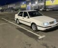 Білий Вольво 460, об'ємом двигуна 1.8 л та пробігом 275 тис. км за 1600 $, фото 2 на Automoto.ua