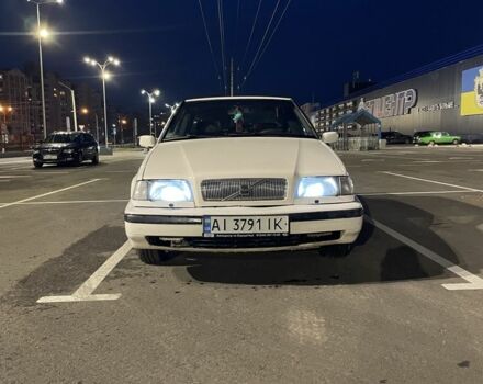 Білий Вольво 460, об'ємом двигуна 1.8 л та пробігом 275 тис. км за 1600 $, фото 1 на Automoto.ua