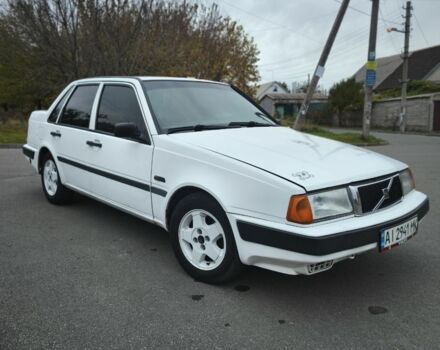 Белый Вольво 460, объемом двигателя 1.7 л и пробегом 280 тыс. км за 832 $, фото 1 на Automoto.ua