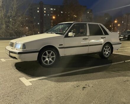 Білий Вольво 460, об'ємом двигуна 1.8 л та пробігом 275 тис. км за 1600 $, фото 1 на Automoto.ua