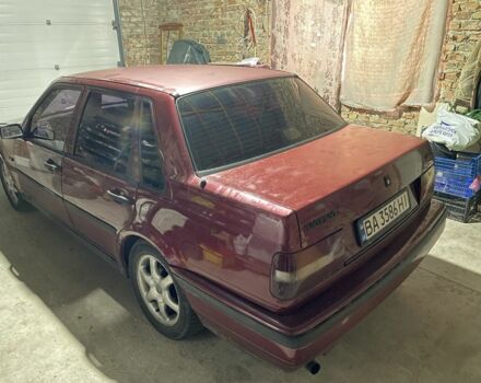 Червоний Вольво 460, об'ємом двигуна 2 л та пробігом 220 тис. км за 2000 $, фото 5 на Automoto.ua