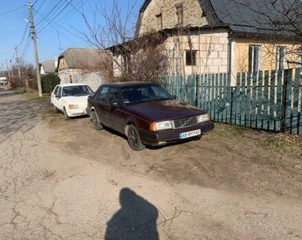 Красный Вольво 460, объемом двигателя 1.7 л и пробегом 319 тыс. км за 600 $, фото 2 на Automoto.ua