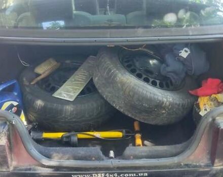 Красный Вольво 460, объемом двигателя 1.8 л и пробегом 300 тыс. км за 500 $, фото 2 на Automoto.ua