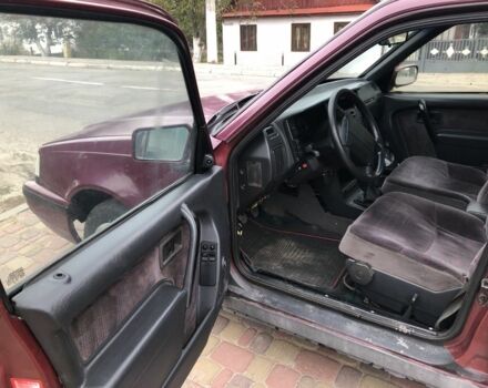 Красный Вольво 460, объемом двигателя 1.8 л и пробегом 2 тыс. км за 1400 $, фото 12 на Automoto.ua