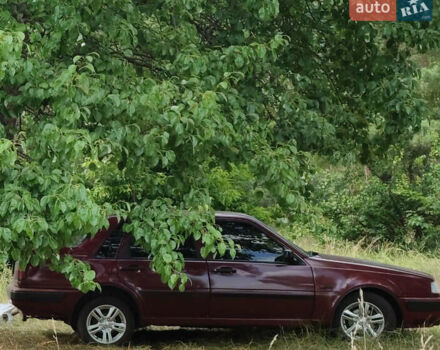 Красный Вольво 460, объемом двигателя 2 л и пробегом 320 тыс. км за 2600 $, фото 3 на Automoto.ua