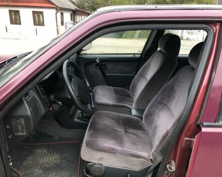 Красный Вольво 460, объемом двигателя 1.8 л и пробегом 2 тыс. км за 1400 $, фото 13 на Automoto.ua