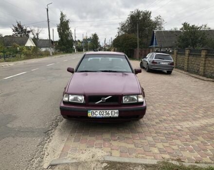 Красный Вольво 460, объемом двигателя 1.8 л и пробегом 2 тыс. км за 1400 $, фото 1 на Automoto.ua