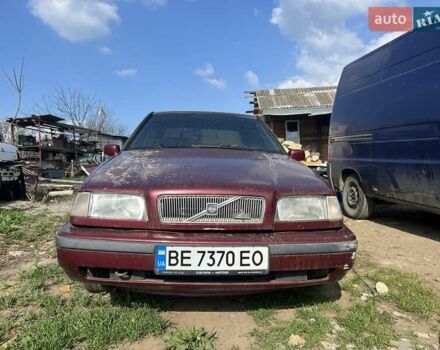 Красный Вольво 460, объемом двигателя 2 л и пробегом 150 тыс. км за 900 $, фото 2 на Automoto.ua