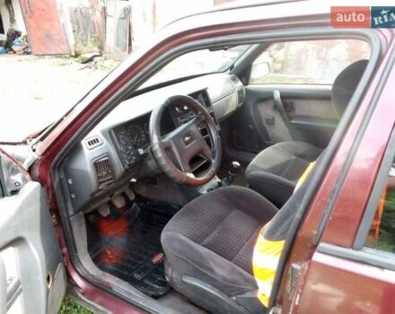 Красный Вольво 460, объемом двигателя 1 л и пробегом 350 тыс. км за 1200 $, фото 4 на Automoto.ua