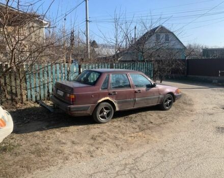 Красный Вольво 460, объемом двигателя 1.7 л и пробегом 319 тыс. км за 600 $, фото 1 на Automoto.ua