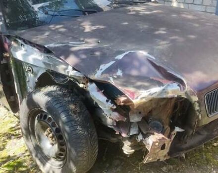 Красный Вольво 460, объемом двигателя 1.8 л и пробегом 300 тыс. км за 500 $, фото 1 на Automoto.ua