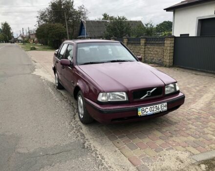 Красный Вольво 460, объемом двигателя 1.8 л и пробегом 2 тыс. км за 1400 $, фото 1 на Automoto.ua