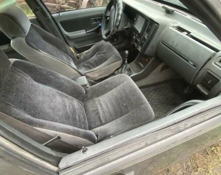 Сірий Вольво 460, об'ємом двигуна 1.7 л та пробігом 200 тис. км за 1000 $, фото 2 на Automoto.ua