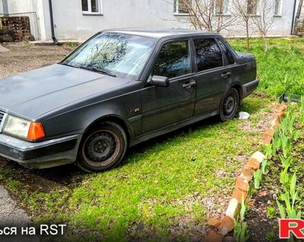 Серый Вольво 460, объемом двигателя 1.6 л и пробегом 0 тыс. км за 450 $, фото 1 на Automoto.ua