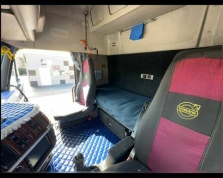 Серый Вольво 460, объемом двигателя 12.1 л и пробегом 1000 тыс. км за 9800 $, фото 5 на Automoto.ua