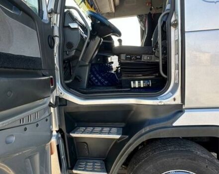 Серый Вольво 460, объемом двигателя 12.1 л и пробегом 1000 тыс. км за 9800 $, фото 4 на Automoto.ua