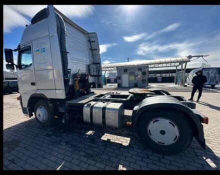 Серый Вольво 460, объемом двигателя 12.1 л и пробегом 1000 тыс. км за 9800 $, фото 3 на Automoto.ua